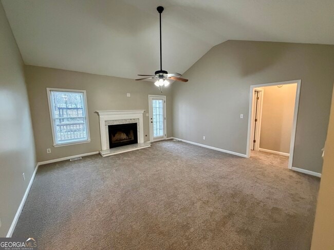 Building Photo - 172 Crown Forest Dr