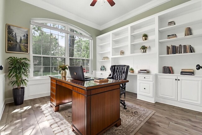 Building Photo - 31 Treescape Cir