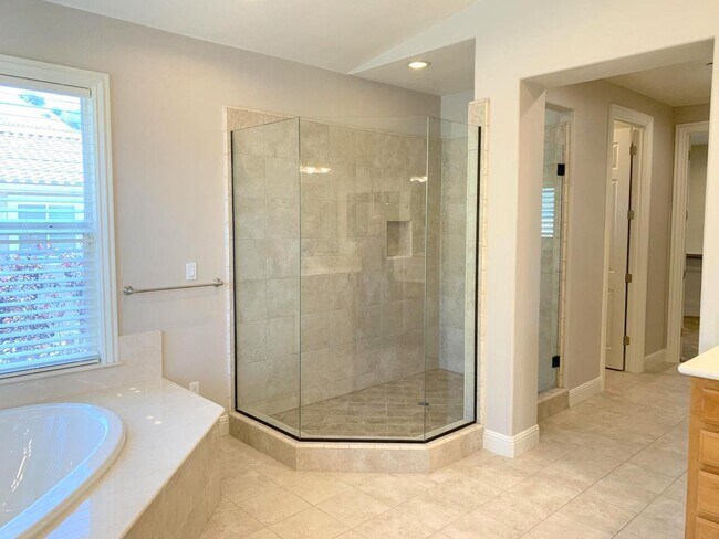 Building Photo - NEW PRICE ! Luxurious & Sought After Home In The Bucolic Hills Of Gated Norris Canyon Estates !