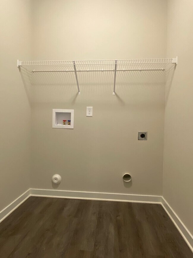 Building Photo - Home for Rent in the St James Subdivision in Pinson, AL!!! AVAILABLE NOW!!!