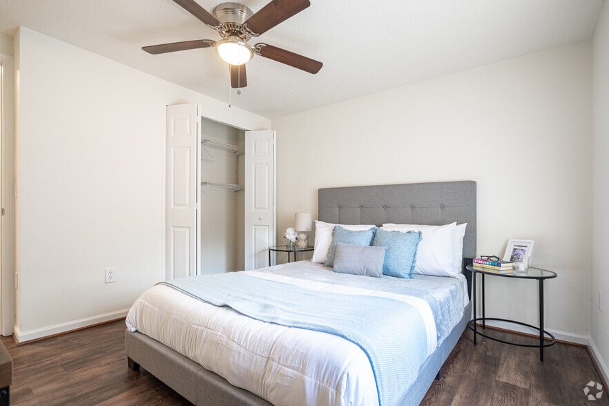 Oakbrook Apartments 4140 Fairlake Ln Glen Allen VA 23060 Apartment