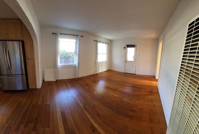 Building Photo - Jeffrey and Foothill Properties