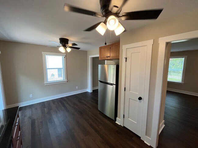 Building Photo - 1775 Ralee Dr