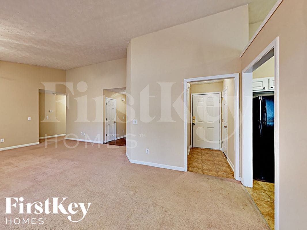 Building Photo - 85 Harvard Dr