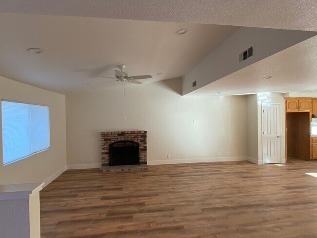 Building Photo - COMING SOON - Wonderful 4 bedroom/2 bath house - Updated throughout!