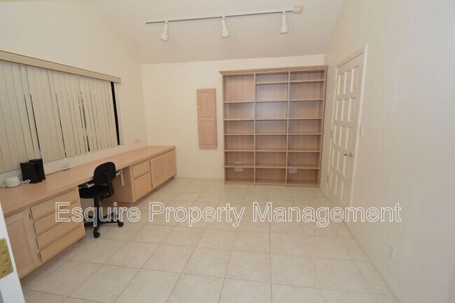 Building Photo - 31 Alviso Dr