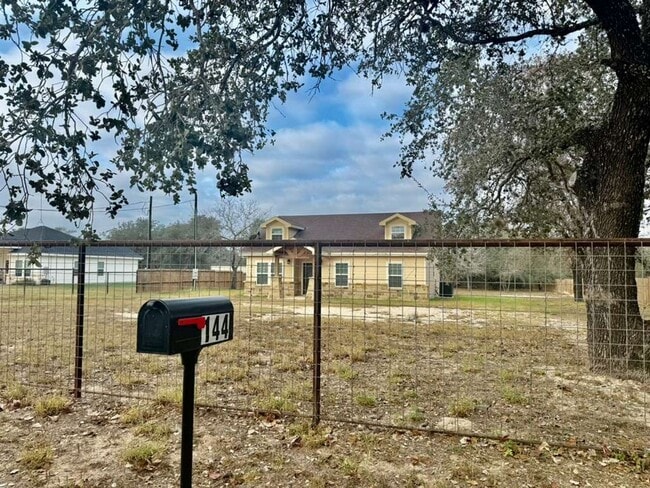 Building Photo - 144 CR 6813