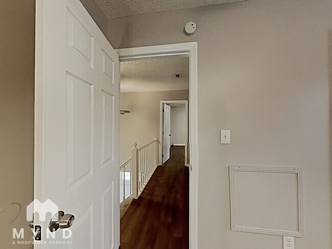 Building Photo - 629 Bennett Dr