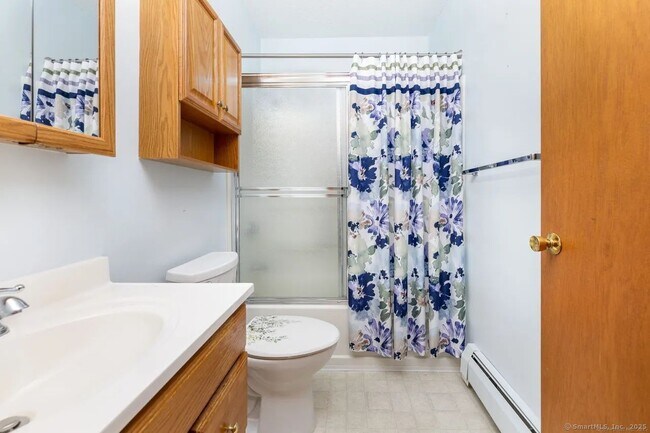 Building Photo - 46 Millbrook Ct