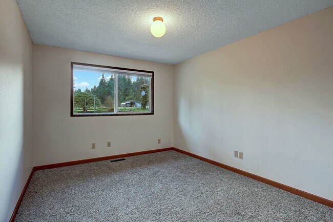 Building Photo - 4411 169th St SE