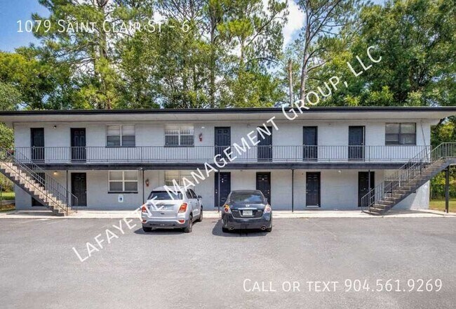 Building Photo - 1079 St Clair St