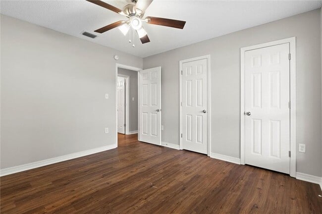 Building Photo - 7260 Pecan Terrace Dr