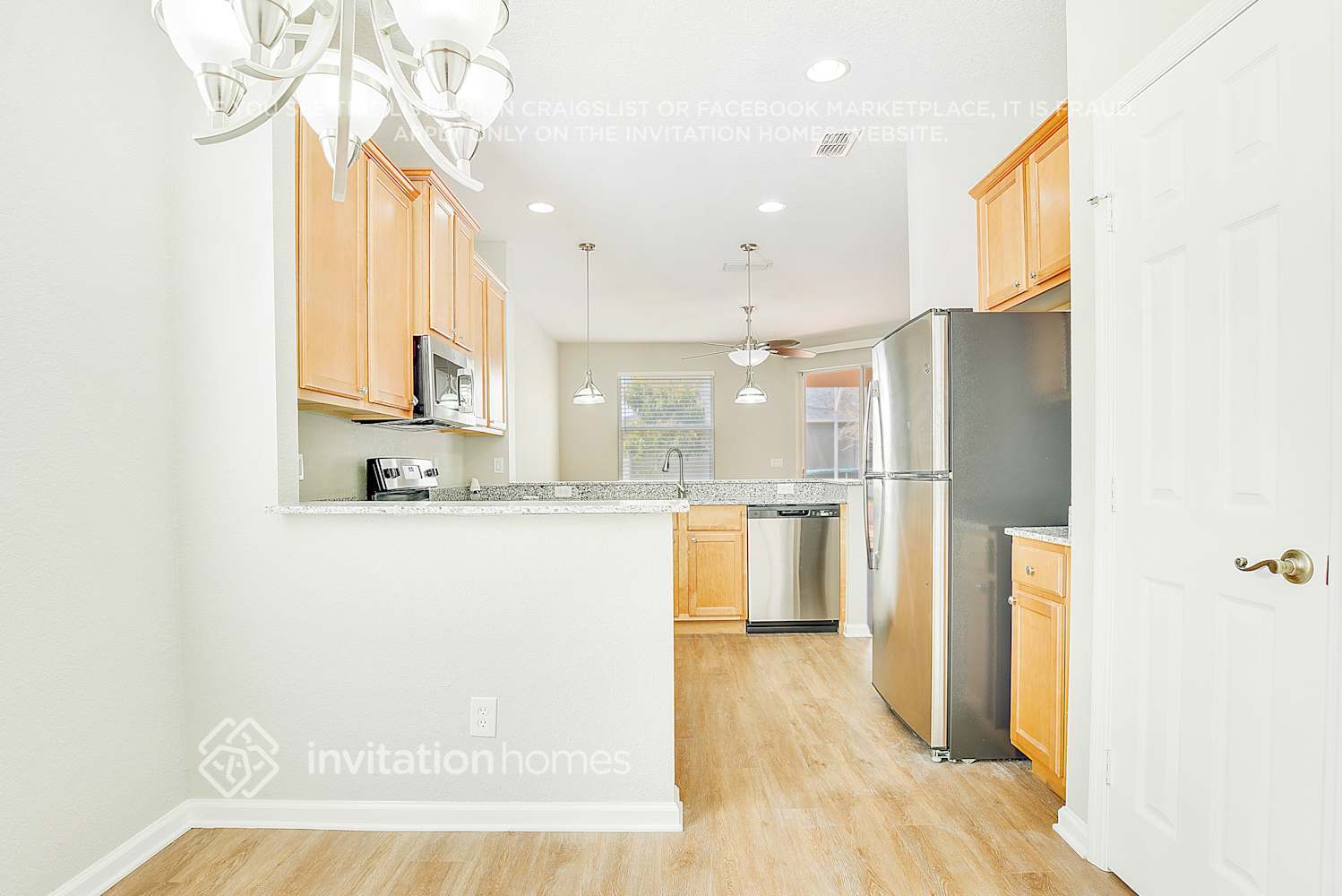 Building Photo - 2920 Willow Creek Ln