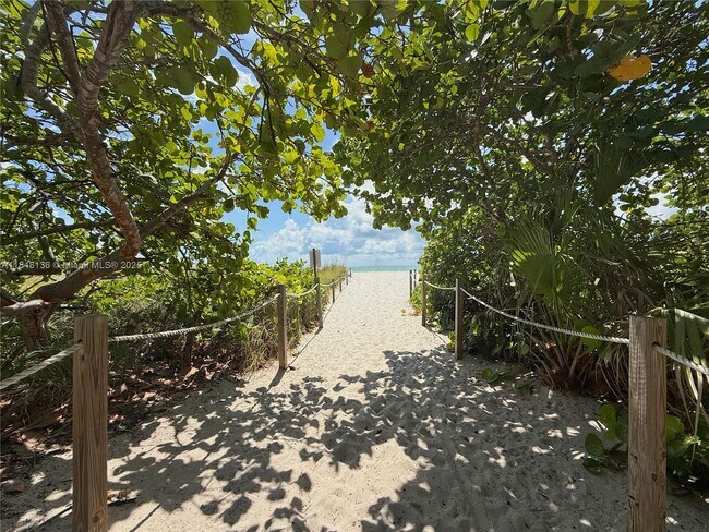 Building Photo - 5701 Collins Ave