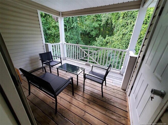 Building Photo - 360 Bubble Creek Ct