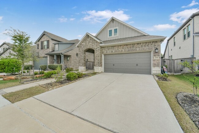 Building Photo - Offered by Precision Realty & Management, LLC!!