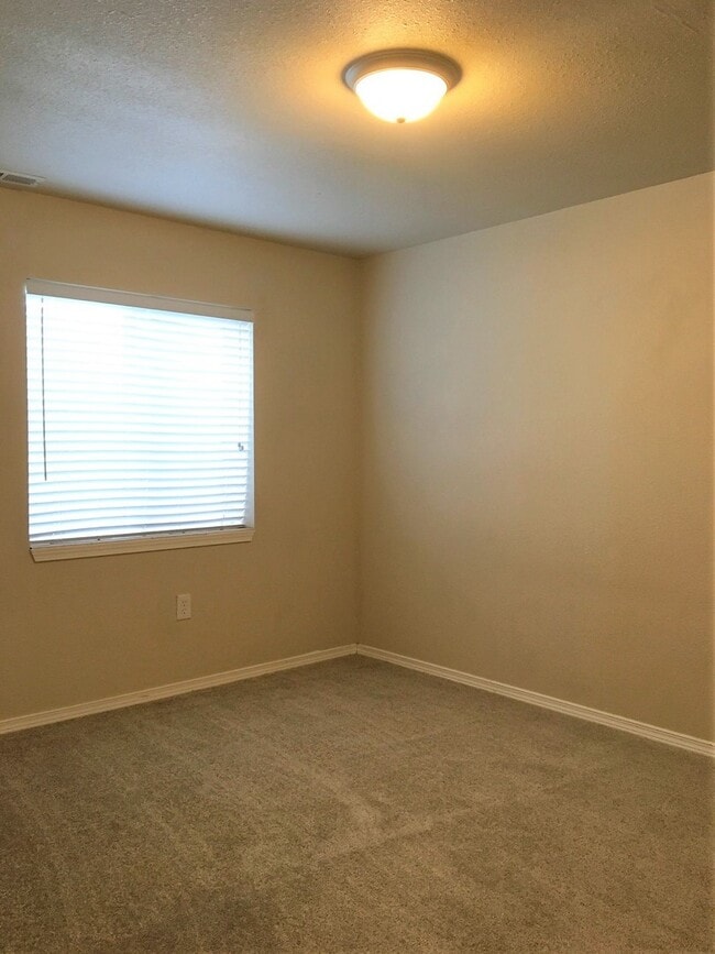 Building Photo - 1040 Whistler Hollow Dr