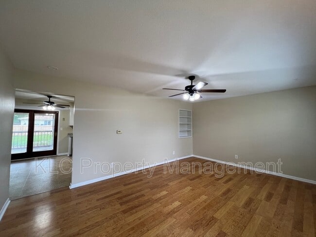 Building Photo - 1222 SW Ordnance Road