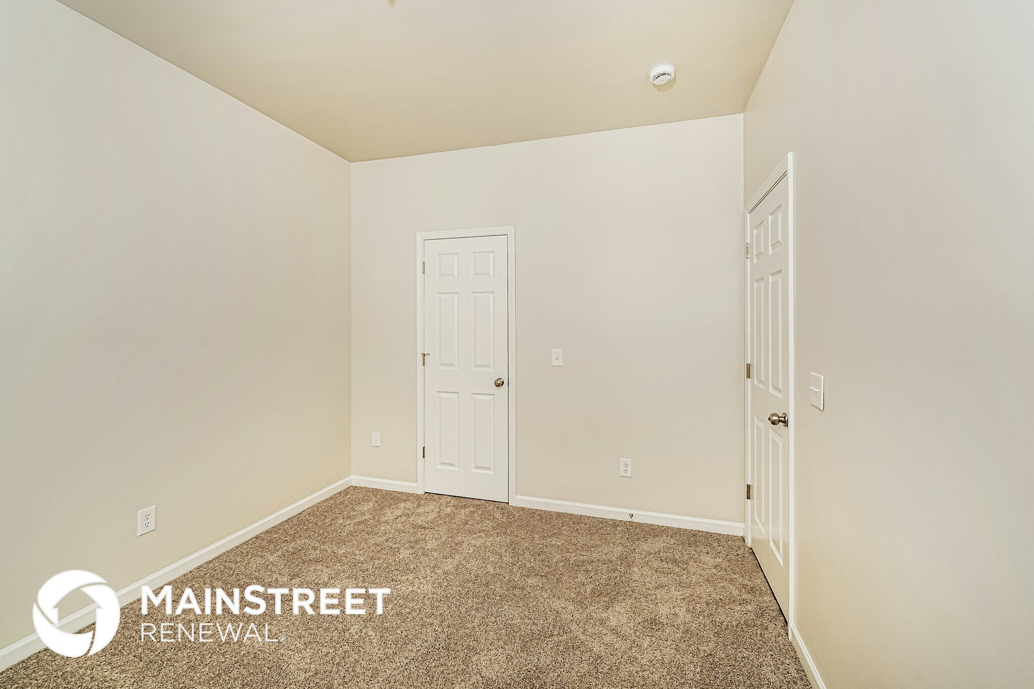 Building Photo - 1291 Washington Dr