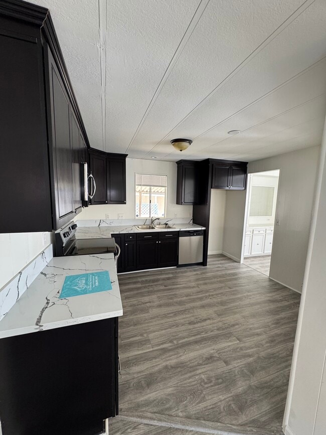 Building Photo - 24303 Woolsey Canyon Rd