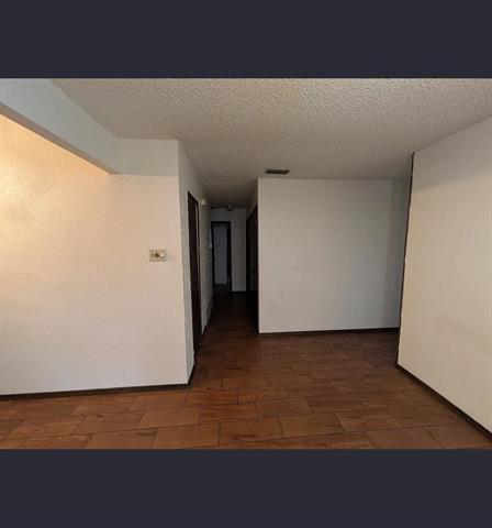 Building Photo - 2604 Peppertree Pl