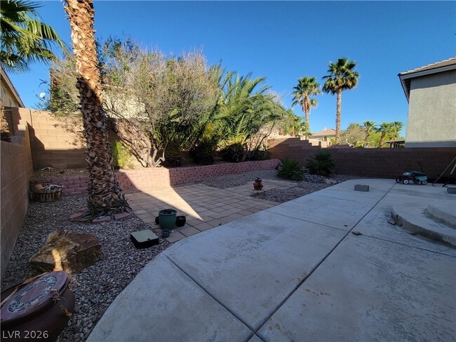 Building Photo - 10963 Carberry Hill St