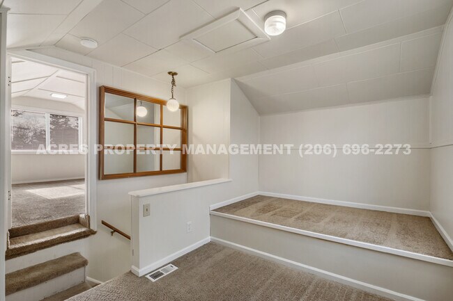 Building Photo - 17041 34th Ave S