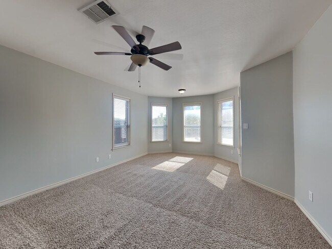 Building Photo - Luxurious Home in The Trails of Prosper! READY NOW!