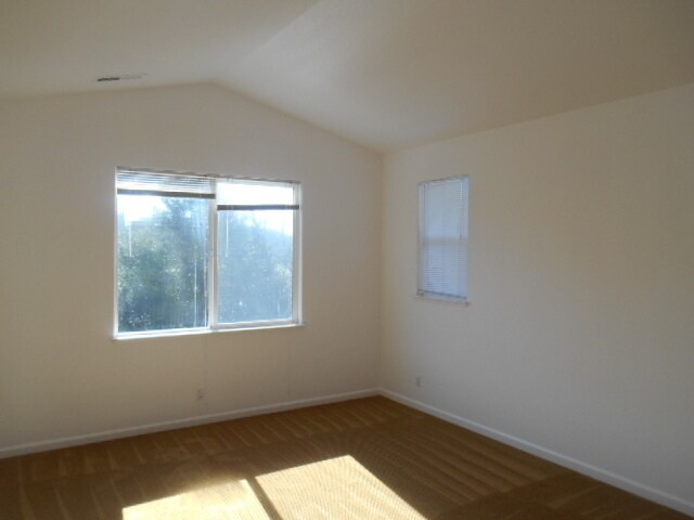 Building Photo - 371 Breeden St