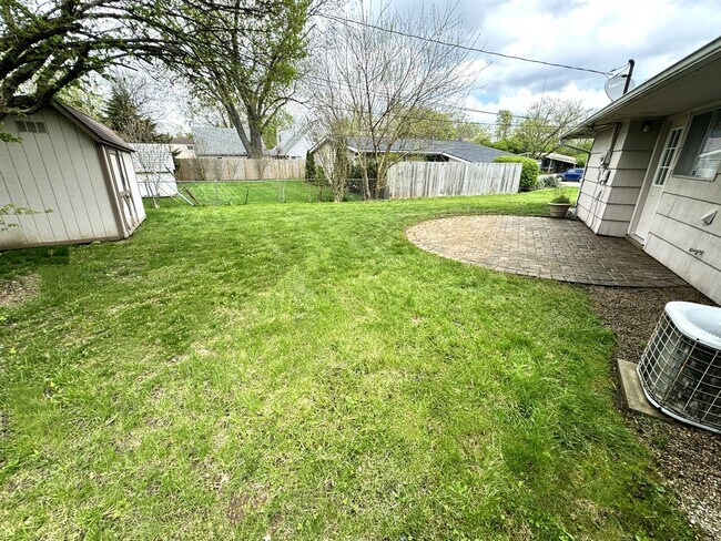 Building Photo - 3 Bedroom- Upper Arlington area