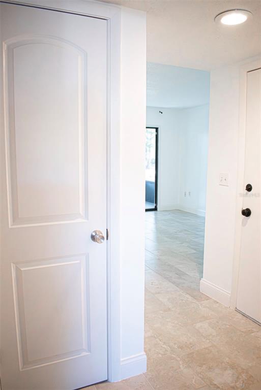 Building Photo - 5877 Windhover Dr