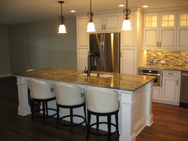 Building Photo - 538 Bimini Dr