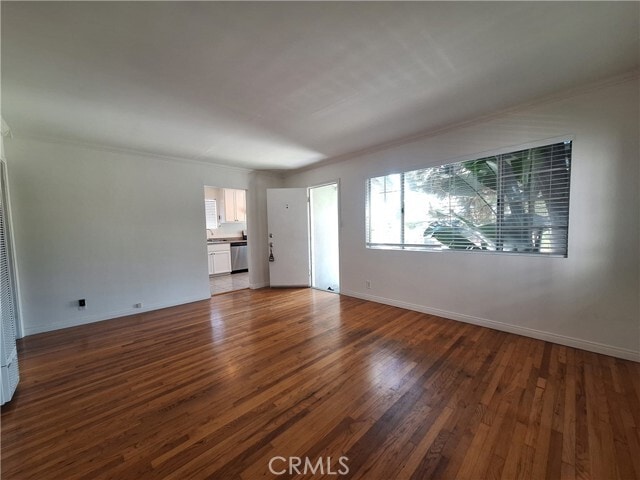 Building Photo - 828 N Lucia Ave