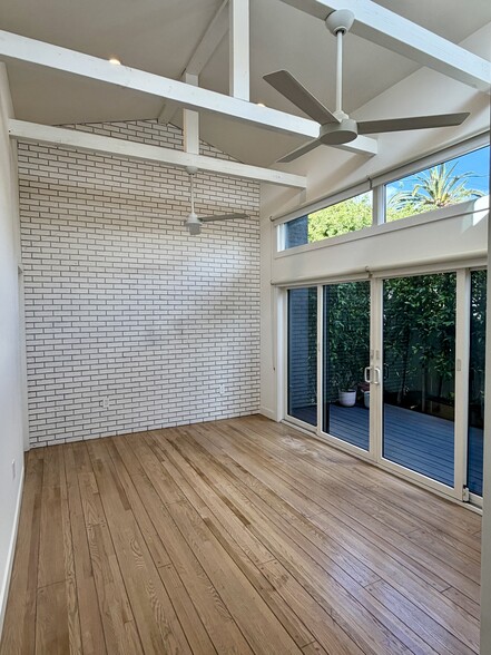 Building Photo - 3159 Hutchison Ave