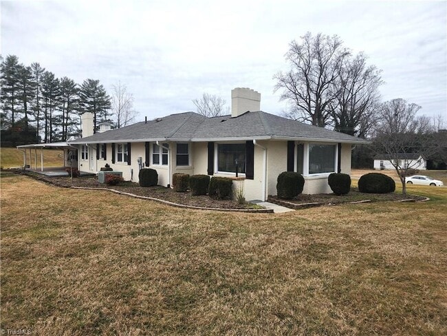 Building Photo - 146 Siloam Rd
