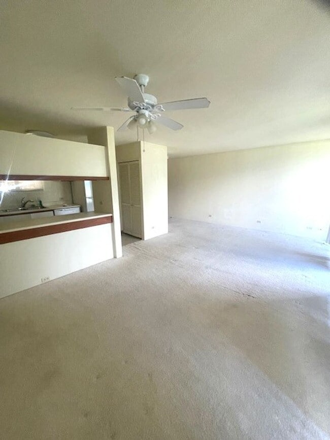 Building Photo - 2 Bedroom / 2 Bath / 2 Parking at Poha Kea...