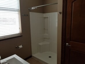 Building Photo - eld105