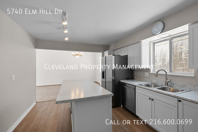 Building Photo - 5740 Elm Hill Dr