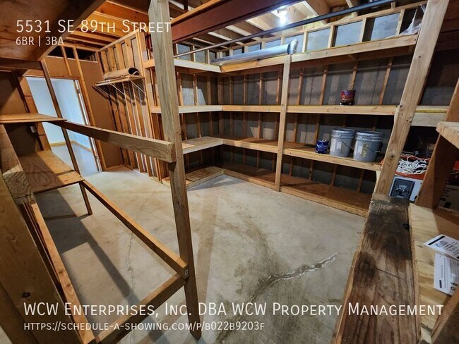 Building Photo - 5531 SE 89th St
