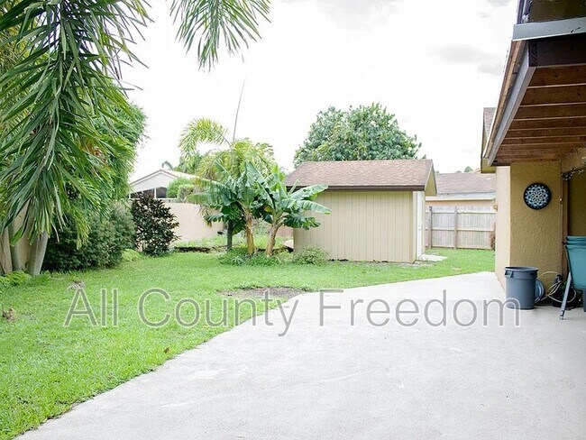 Building Photo - 22856 SW 53rd Ave