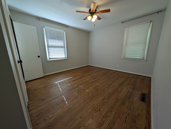 Building Photo - 2310 Denham Ave