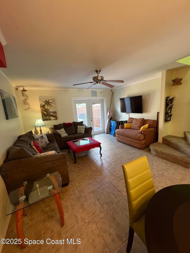 Building Photo - 299 Chandler St