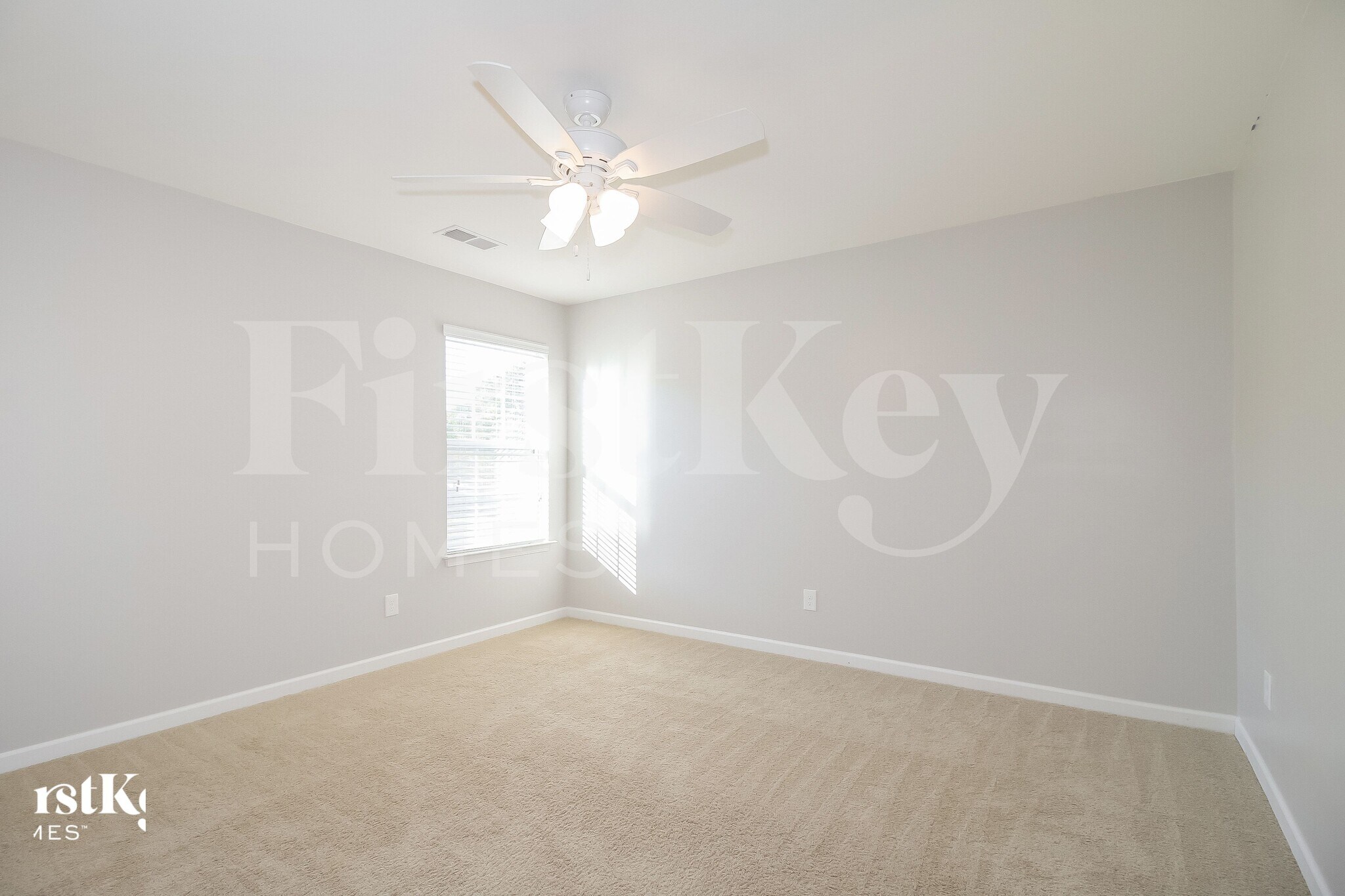 Building Photo - 1655 Haddington Point Dr