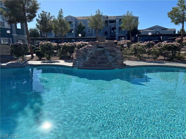 Building Photo - 6955 N Durango Dr