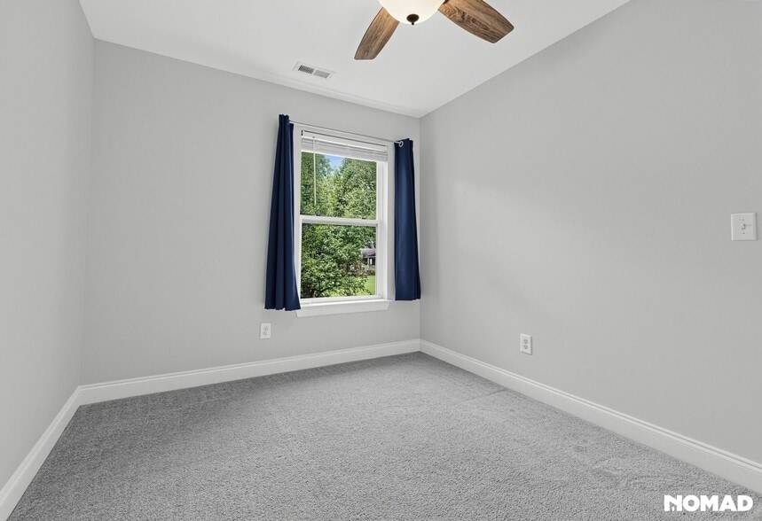 Building Photo - 216 Bellwood Loop