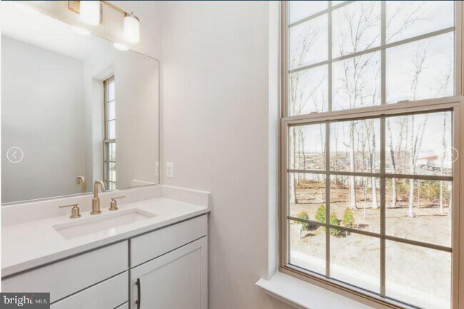 Building Photo - 1612 Field Sparrow Ter NE