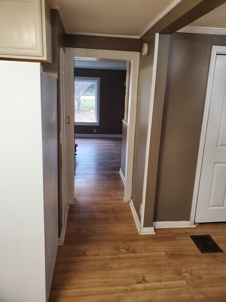 Building Photo - 3870 NY-414