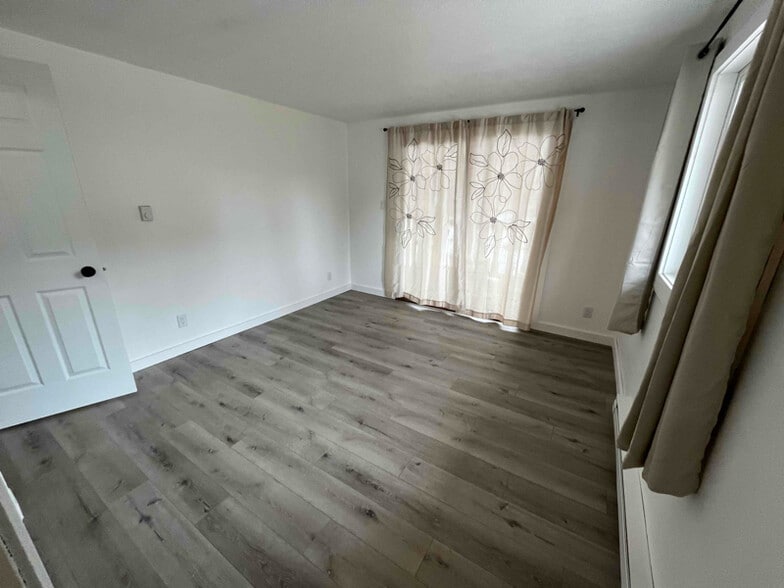 Building Photo - 5513 Monument Point Rd