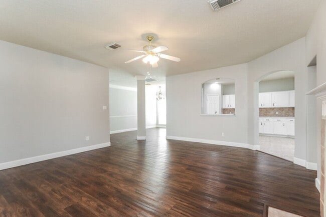 Building Photo - 14411 Pelican Marsh Dr