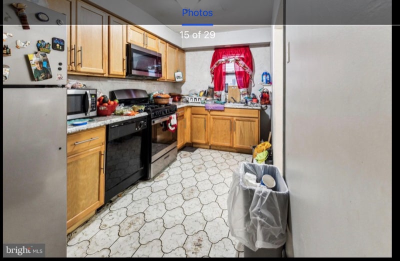 Building Photo - 610 Roosevelt Ave